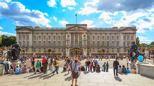 Buckingham Palace is one of the many tourist attractions appealing to Arab visitors