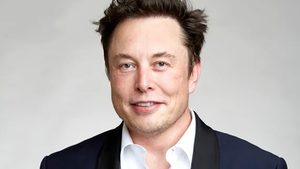 Person, Human, Face