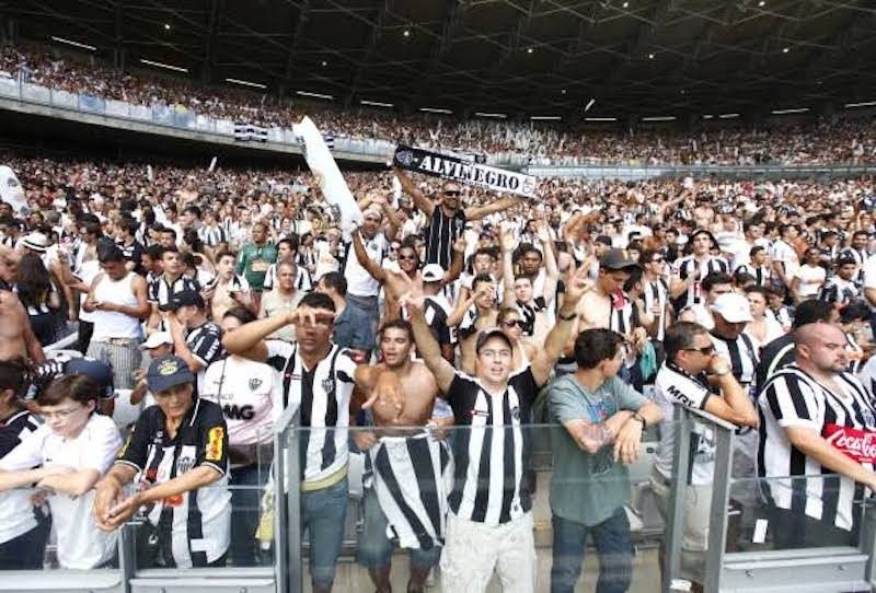 Atletic Mineiro fans: potential club investors are attracted by Brazil's passion for football