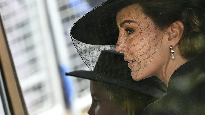 Britain's Catherine, Princess of Wales, wears the Queen's Bahraini pearl earrings