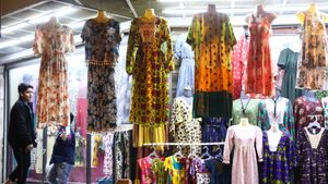 shops, clothes