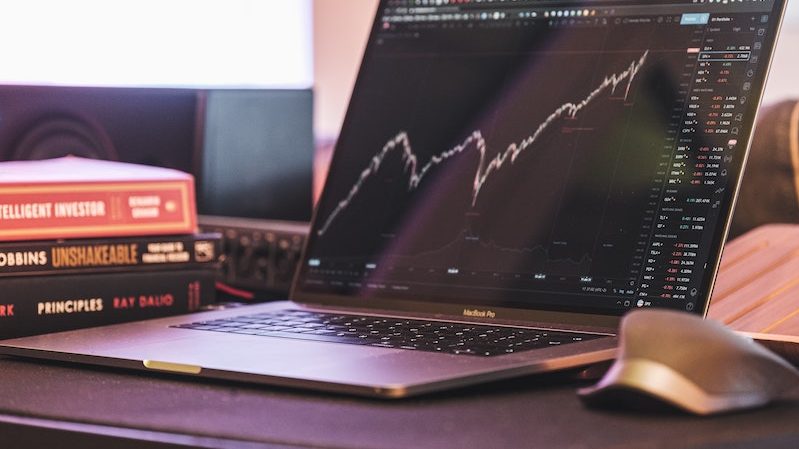 Hold your nerve when markets are volatile