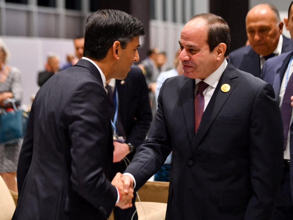 Rishi Sunak, the UK's prime minister, greets President Abdel Fattah El Sisi of Egypt at Cop27 in Sharm el-Sheikh. Trade between the two countries rose by a third last year