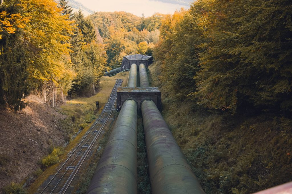 Pipeline, Train, Vehicle