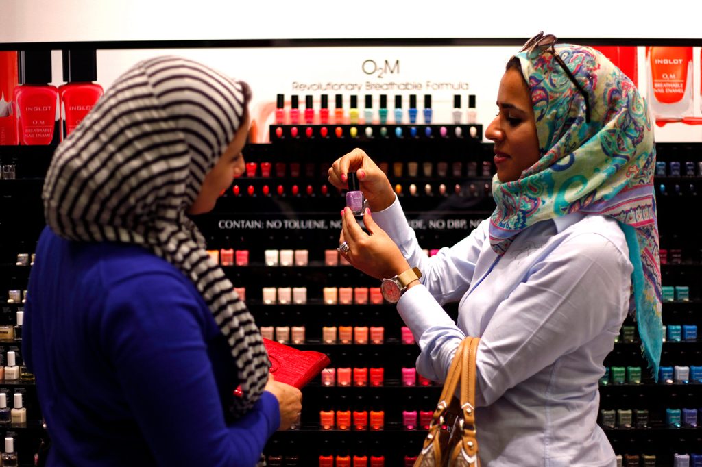 Despite the possibility of a global recession, shoppers in the Gulf have brought good news to retailers