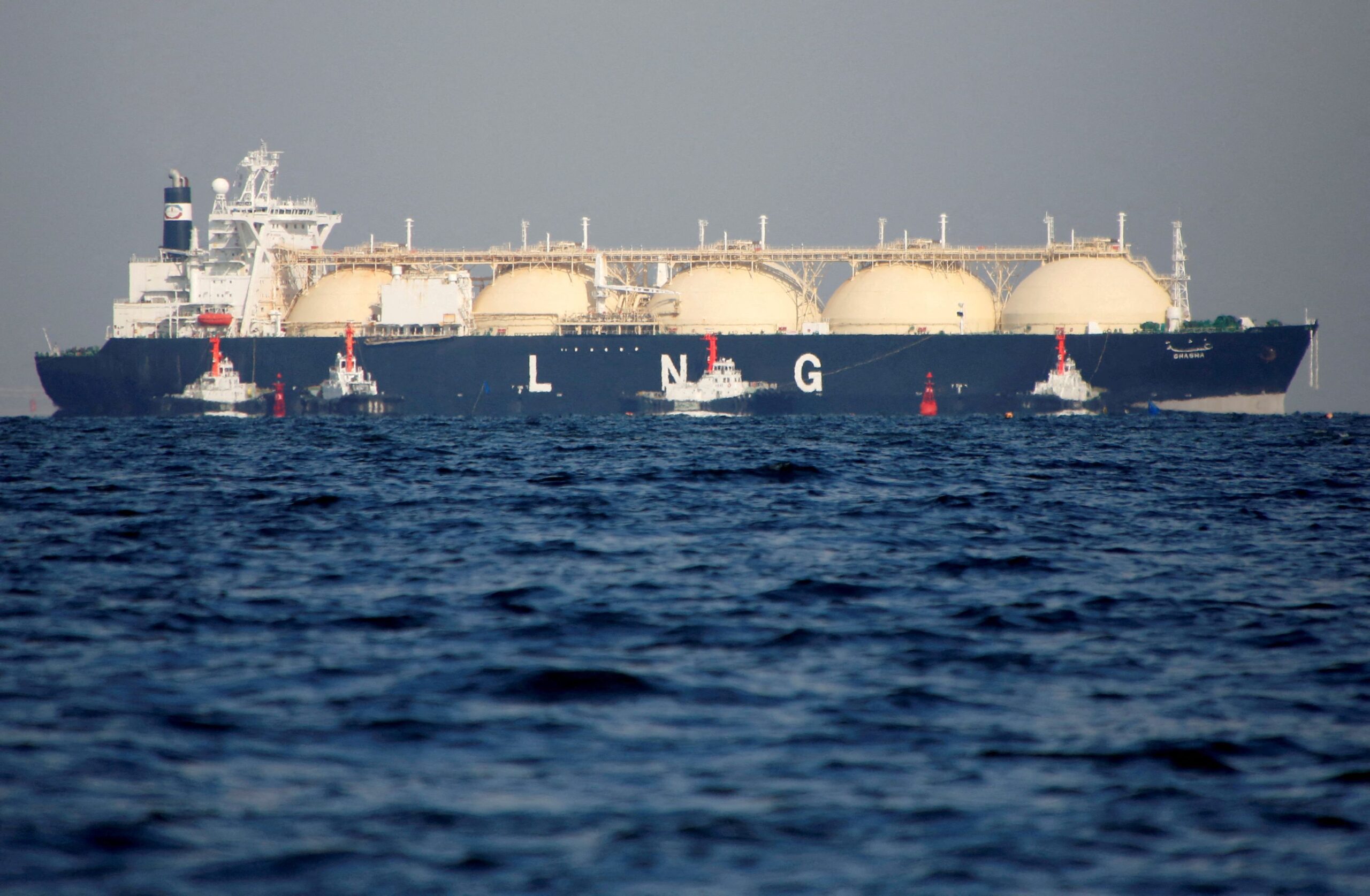 Qatar aims to expand its liquefaction capacity to 126 mtpa by 2027 from 77 mtpa