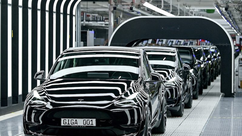 Tesla hikes prices