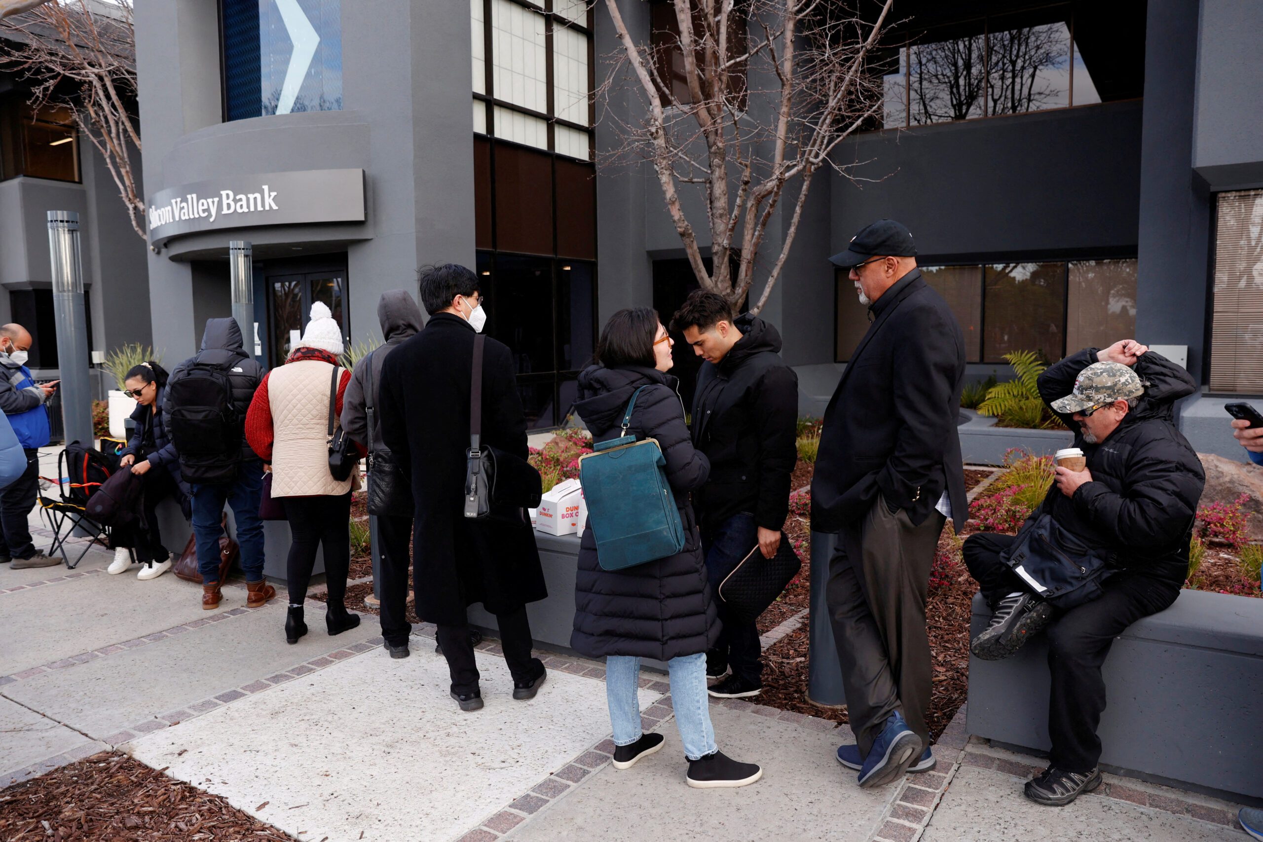 Customers line up outside of the Silicon Valley Bank headquarters,