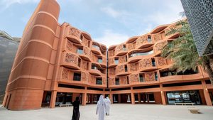 Mohamed bin Zayed University of Artificial Intelligence will be home to the region's first biocomputing innovation lab