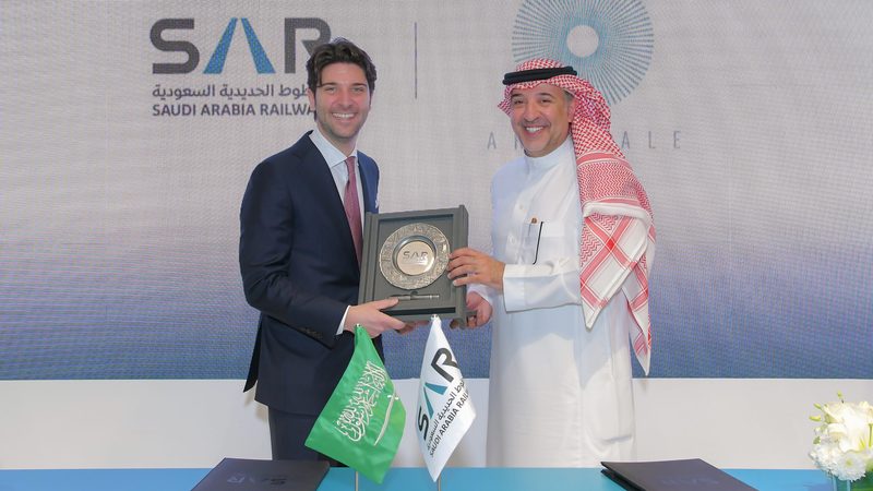 Paolo Barletta, CEO of Arsenale, with Saudi Arabia Railways chief Bashar Al Malik