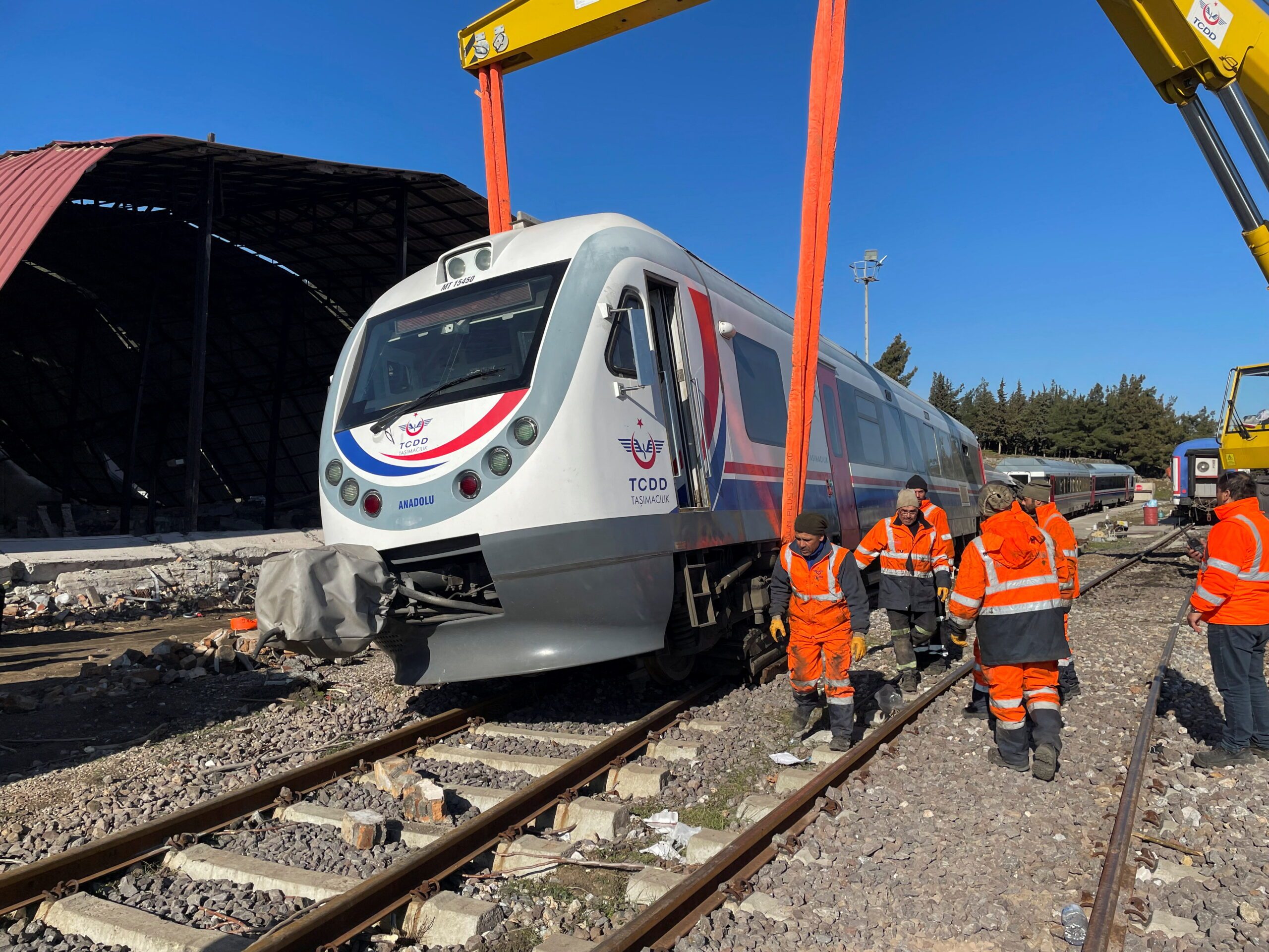 A derailed train is placed on the tracks following the February earthquake in Turkey. The UKEF-backed project will also contribute to reconstruction