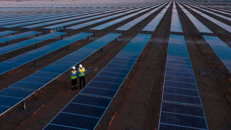 solar panels, solar power, saudi arabia