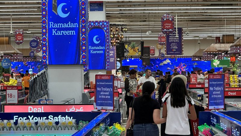 UAE saudi non-oil business