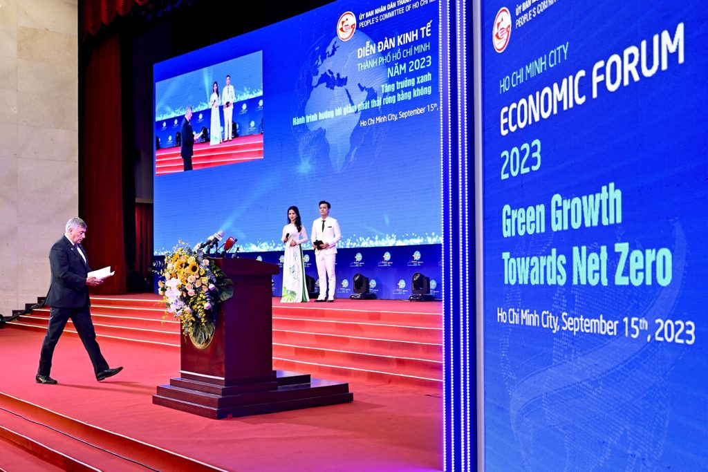 A delegate from the Flemish regional government at a net zero forum in Vietnam. More than 50 countries have net zero policies