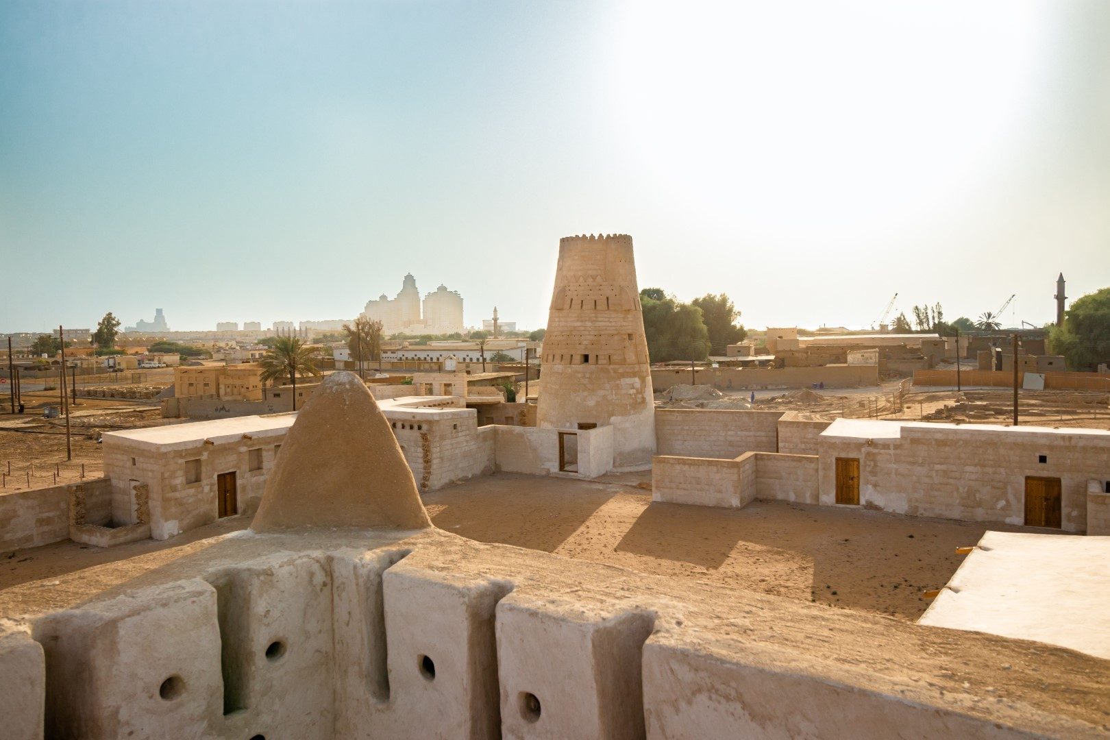 Brad Pitt filmed some scenes from the film War Machine in the fishing village Al Jazirah Al Hamra