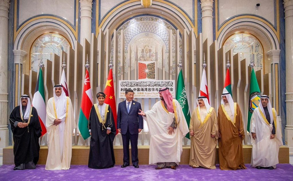 President Xi Jinping poses with Arab leaders during his trip to the Gulf last December