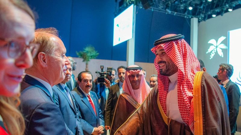 Crown Prince Mohammed bin Salman greets dignitaries at a reception for Riyadh's bid to host Expo 2030