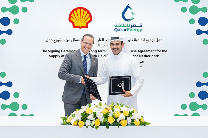 Shell CEO Wael Sawan and QatarEnergy CEO Saad Al Kaabi sign the supply deal. The LNG will be delivered to the Netherlands port of Rotterdam from 2026