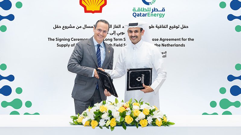 Shell CEO Wael Sawan and QatarEnergy CEO Saad Al Kaabi sign the supply deal. The LNG will be delivered to the Netherlands port of Rotterdam from 2026