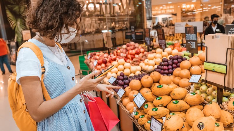 Person, Market, Electronics