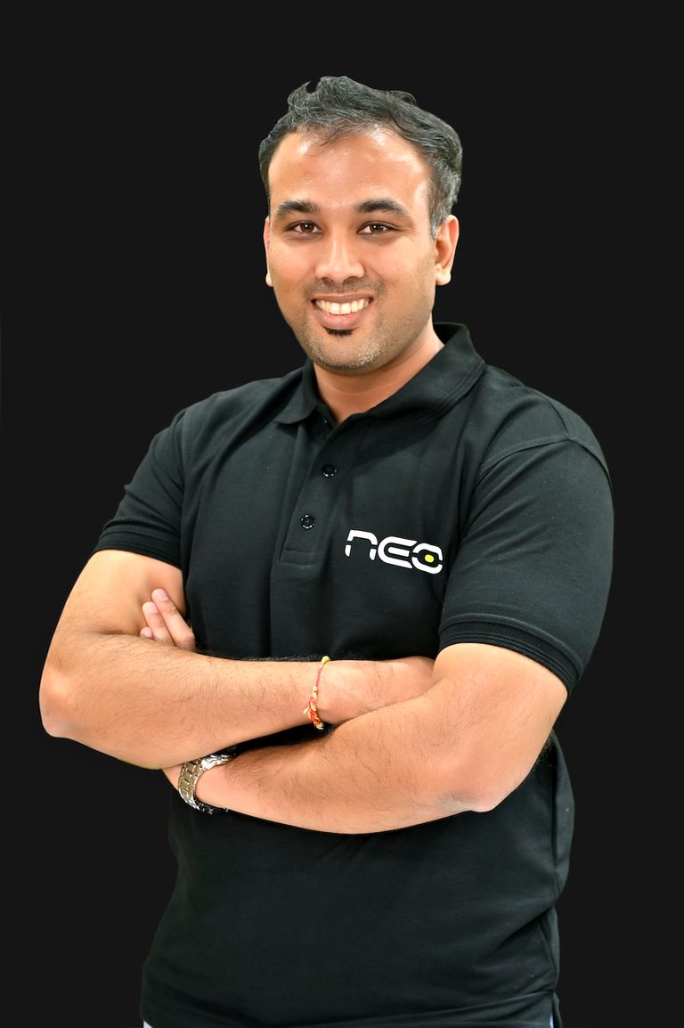 Face, Head, Person Abhishek Shah CEO With a vision to scale operations to 5,000 EVs by 2025, Abhishek Shah says Neo can help companies with net zero targets