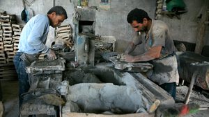 Workers make tiles at a small factory in Old Cairo. The EBRD provided €400 million to SMEs in Egypt in 2023.