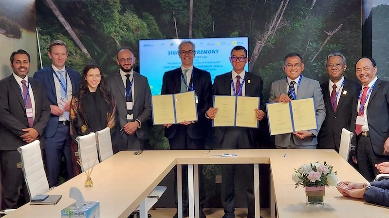 Executives of Acwa Power, PT Perusahaan Listrik Negara and PT Pupuk Indonesia at a signing ceremony held on the sidelines of Cop28 in Dubai