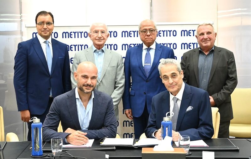 Metito Utilities and Tahliya Group executives sign the agreement to develop an irrigation project in Morocco