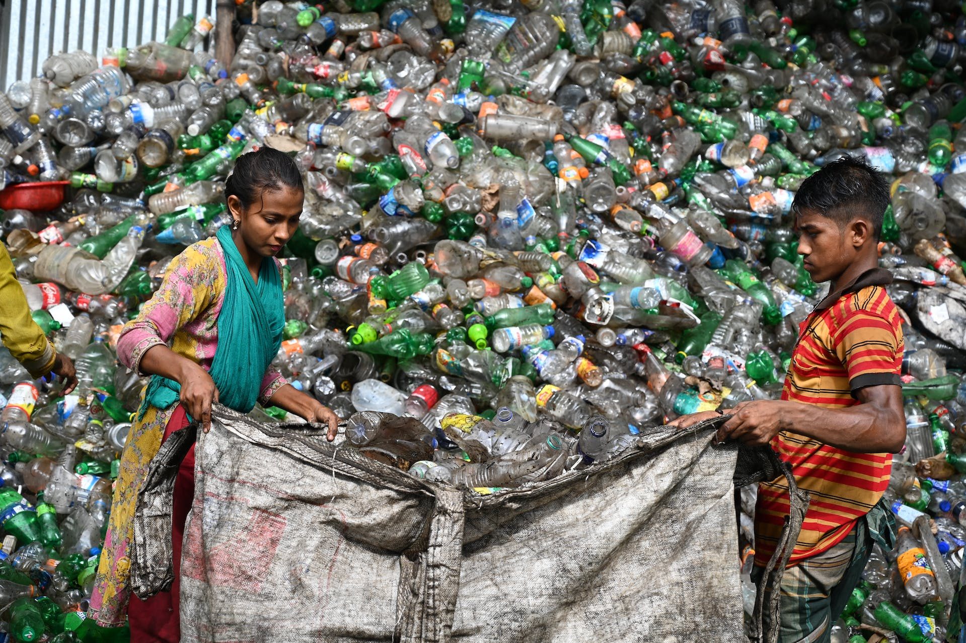 yalla return uae, recycling blockchain, recycling uae