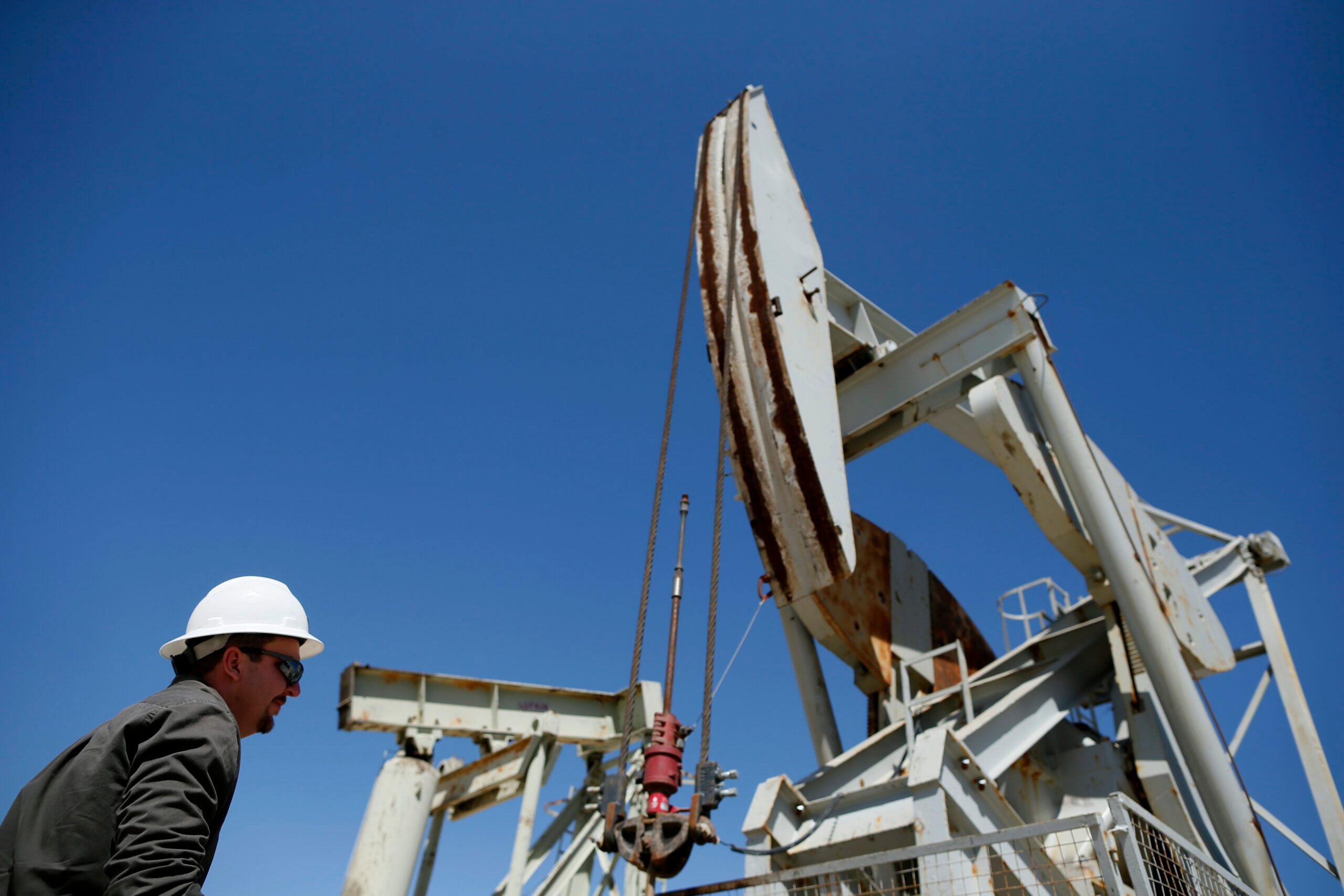 A pumpjack brings oil to the surface in a US shale field. Could a Gulf company invest in US shale in the year ahead?