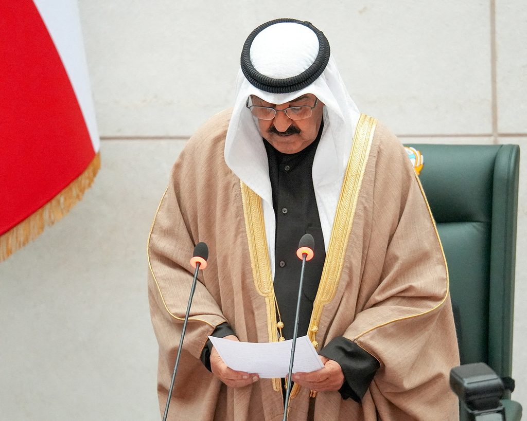Kuwait's new emir Sheikh Meshal al-Ahmad al-Sabah swears the constitutional oath