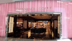 Architecture, Building, ShopAlyshaya, which operates brands including Victoria's Secret in Dubai, will close 60 stores in Egypt this year