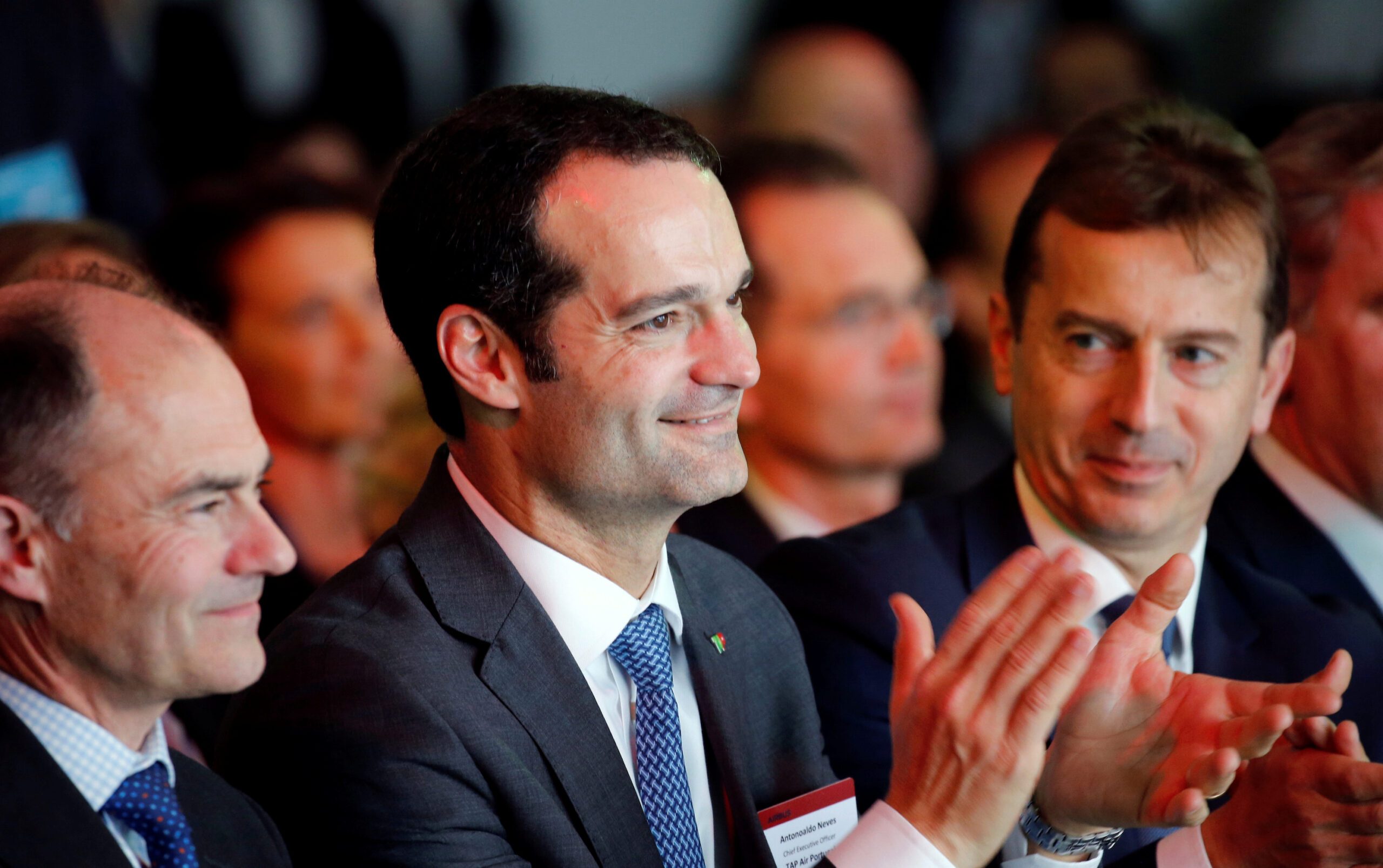Etihad CEO Antonoaldo Neves, centre. The internal memo followed a presentation by Neves