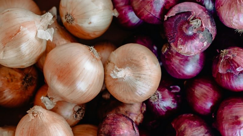 The increase in onion prices was caused by 'floods affecting production in India and some Asian countries' said Oman