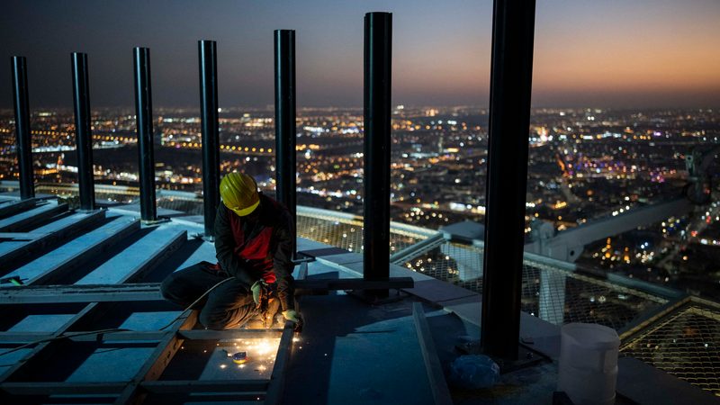 Riyadh's Majdoul Tower under construction. Saudi Arabia is trying to improve regulations around contracts and payments in the sector