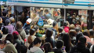 Morning rush hour in Shanghai. The city has long been China’s commercial, mercantile and financial hub