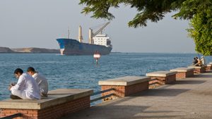 The impact on shipping through the Suez Canal has been less severe than feared, says the WTO