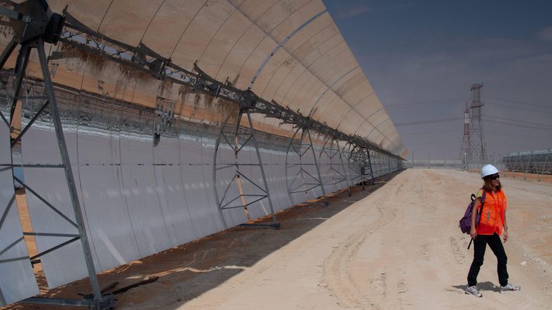 The Khazna facility will raise utility Ewec’s total installed solar PV capacity to 5.5 gigawatts