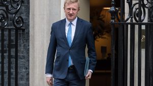 Clothing, Coat, Formal Wear Oliver Dowden UK business LONDON, UNITED KINGDOM - FEBRUARY 21, 2022: Minister without Portfolio and Co-Chairman of the Conservative Party Oliver Dowden leaves Downing Street in central London on February 21, 2022 in London, England. Ministers were expected to finalise the government's long-term plan on living with Covid in England including an end of the legal requirement to self-isolate after testing positive for the virus by the end of this week and scaling back the universal free testing. (Photo by WIktor Szymanowicz/NurPhoto)NO USE FRANCE