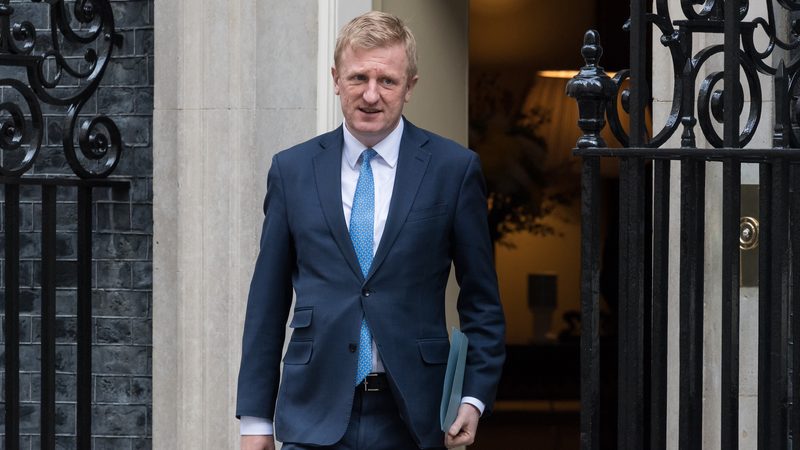 Clothing, Coat, Formal Wear Oliver Dowden UK business LONDON, UNITED KINGDOM - FEBRUARY 21, 2022: Minister without Portfolio and Co-Chairman of the Conservative Party Oliver Dowden leaves Downing Street in central London on February 21, 2022 in London, England. Ministers were expected to finalise the government's long-term plan on living with Covid in England including an end of the legal requirement to self-isolate after testing positive for the virus by the end of this week and scaling back the universal free testing. (Photo by WIktor Szymanowicz/NurPhoto)NO USE FRANCE