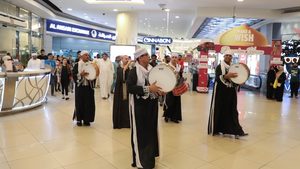 Musicians perform at the Sharjah Ramadan Festival. Retailers offered discounts of up to 75% on local and international brands
