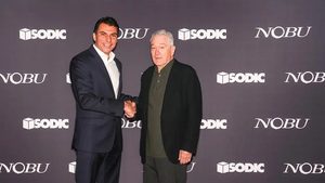 Sodic general manager Ayman Amer and Robert De Niro, Nobu Hospitality Co-Founder, at the launch of their third venture in Egypt