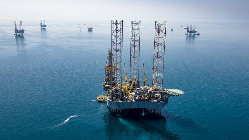 Aramco rigs in the Hasbah oil field. It uses AI for oil exploration and underwater operations