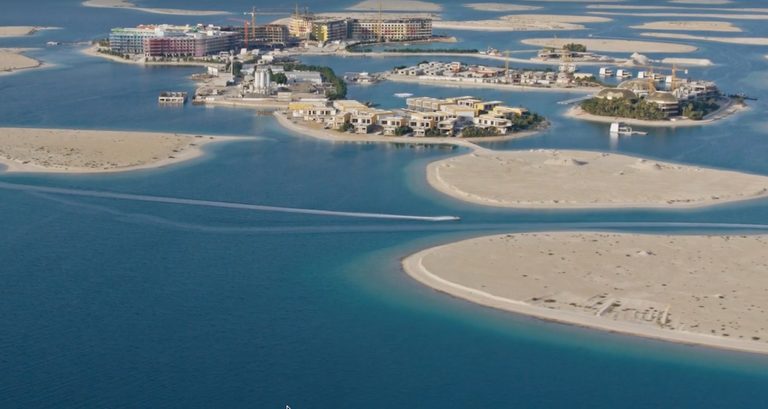 The development of 300 manmade islands was launched in 2003