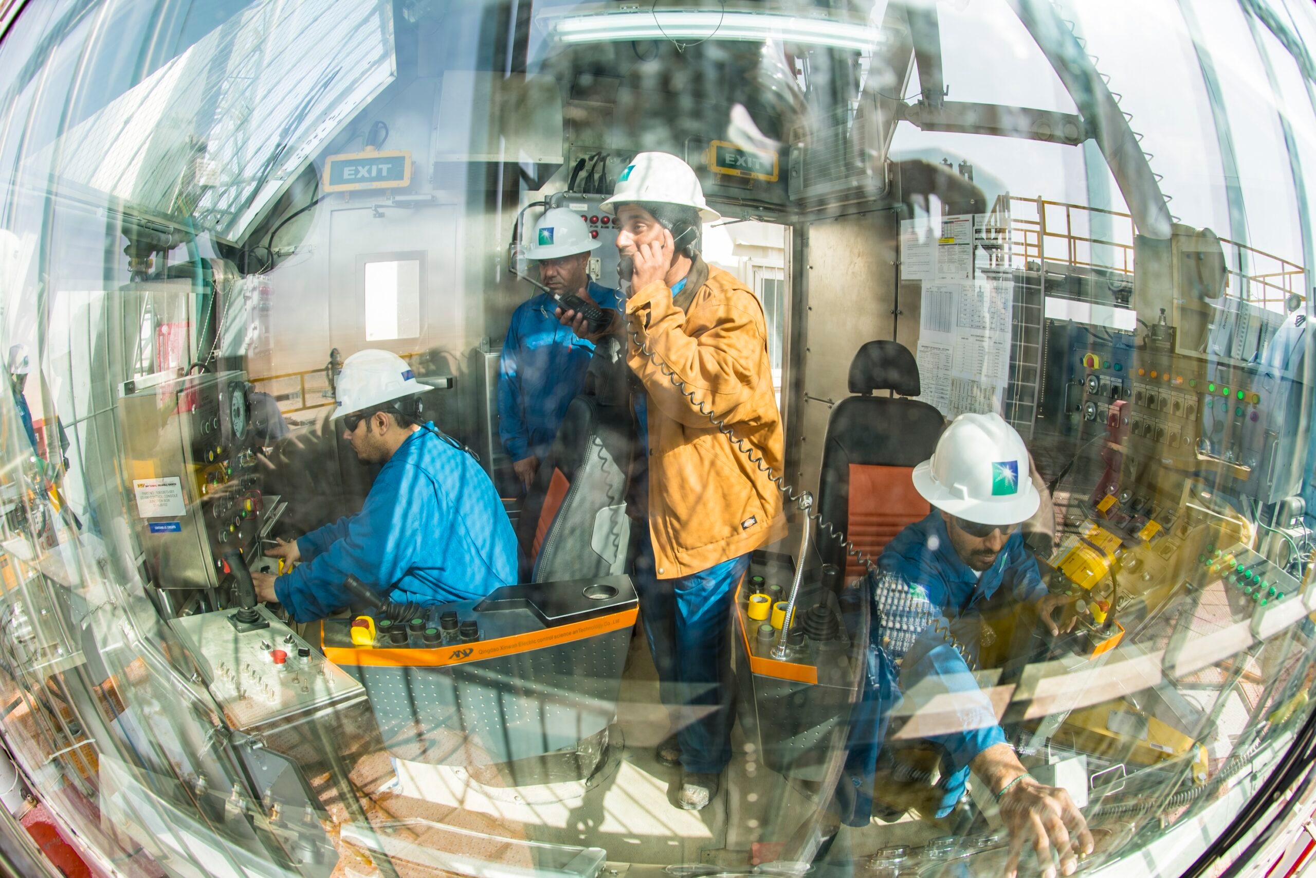 Operators on a Saudi Aramco onshore rig. The world’s biggest crude exporter currently produces around nine million barrels of oil per day