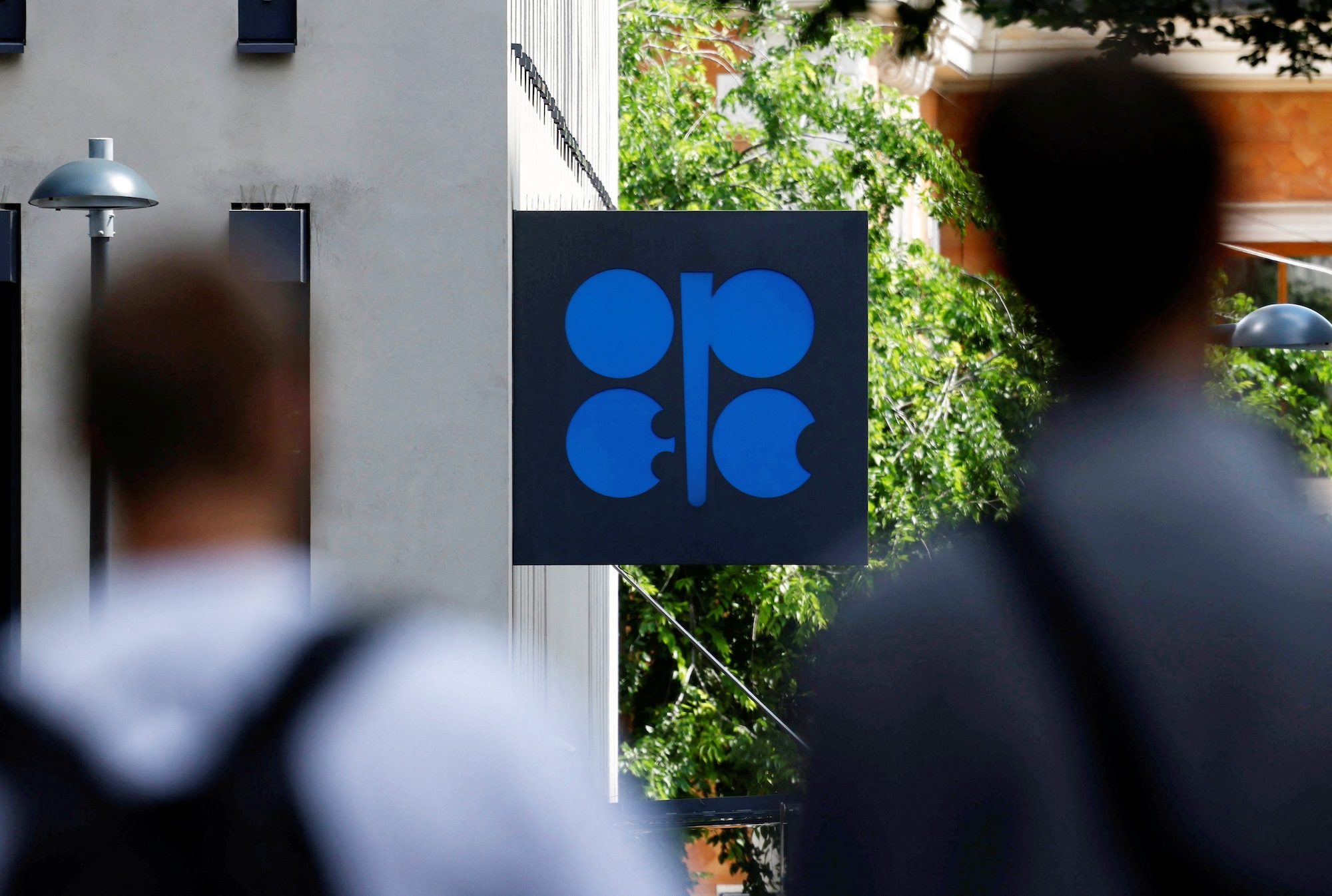 Opec has kept its oil demand growth forecast at 2.2 million bpd