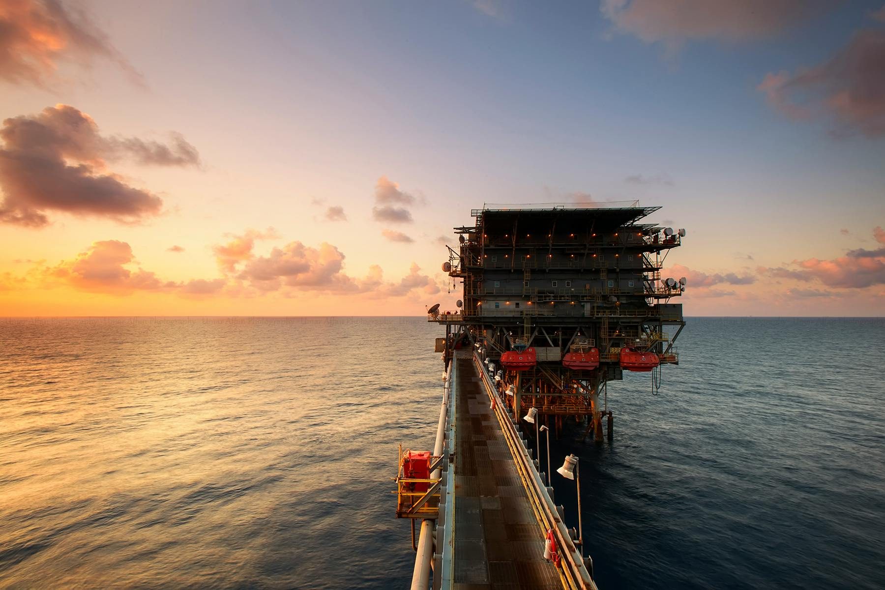 According to the US International Trade Administration, Kuwait holds about 7 percent of global oil reserves and has a current production capacity of about 3 million bpd