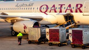 A growth in passenger numbers of 26 percent contributed to Qatar Airways' record profit