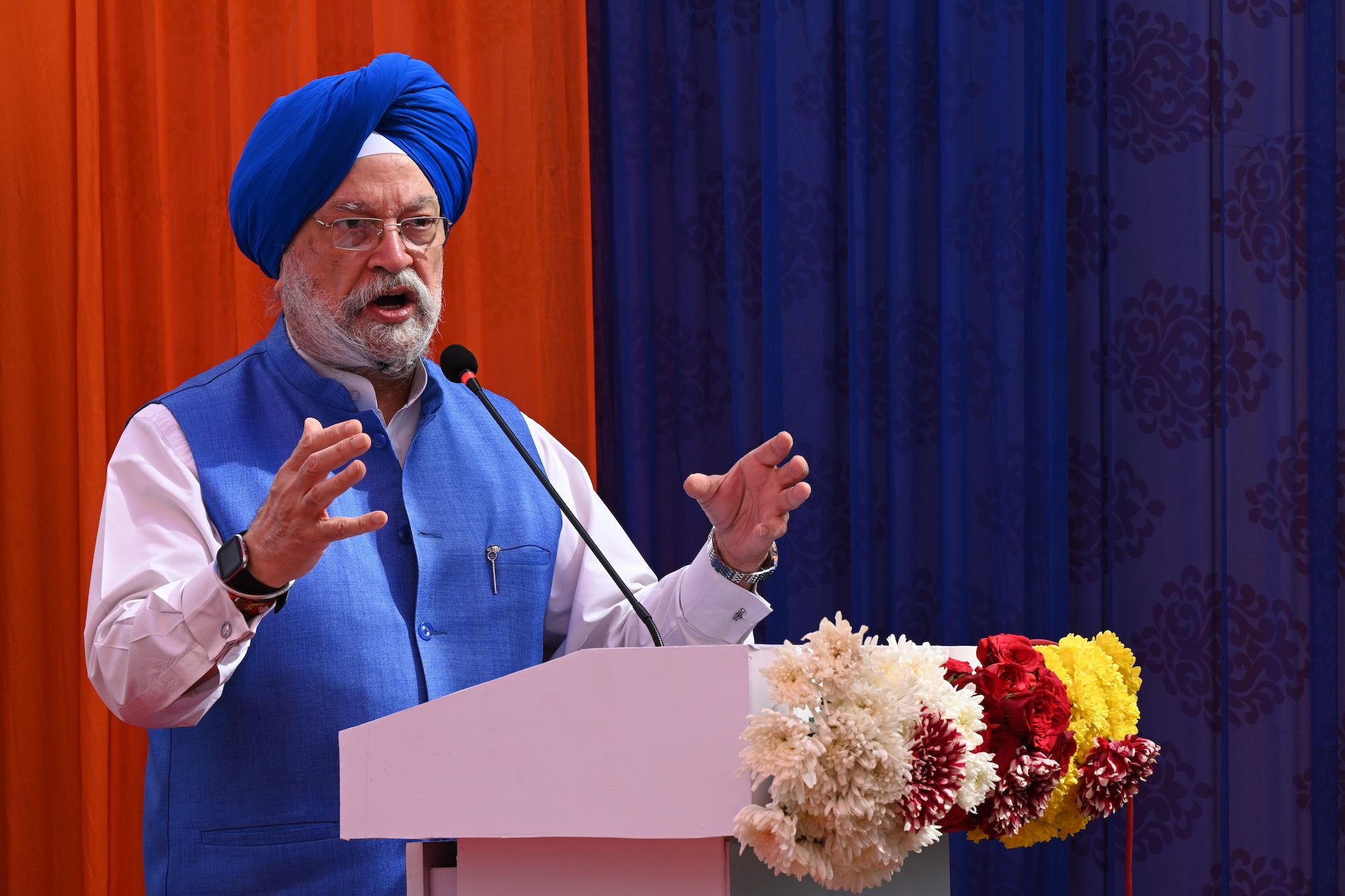 NEW DELHI, INDIA - MARCH 15: Union Minister of Petroleum and Natural Gas Hardeep Singh Puri addresses during the launch of ëEthanol 100í at Indian Oilís Irwin Road Service Station, on March 15, 2024 in New Delhi, India. According to an official statement, ETHANOL 100 stands as a cleaner, greener alternative to gasoline, boasting lower emissions of greenhouse gases and pollutants, thus aiding in combating climate change and enhancing air quality in our communities. With its high-octane rating, typically between 100-105, ETHANOL 100 proves ideal for high-performance engines, ensuring improved efficiency and power output all while minimizing environmental impact. (Photo by Sonu Mehta/Hindustan Times/Sipa USA )No Use Germany.