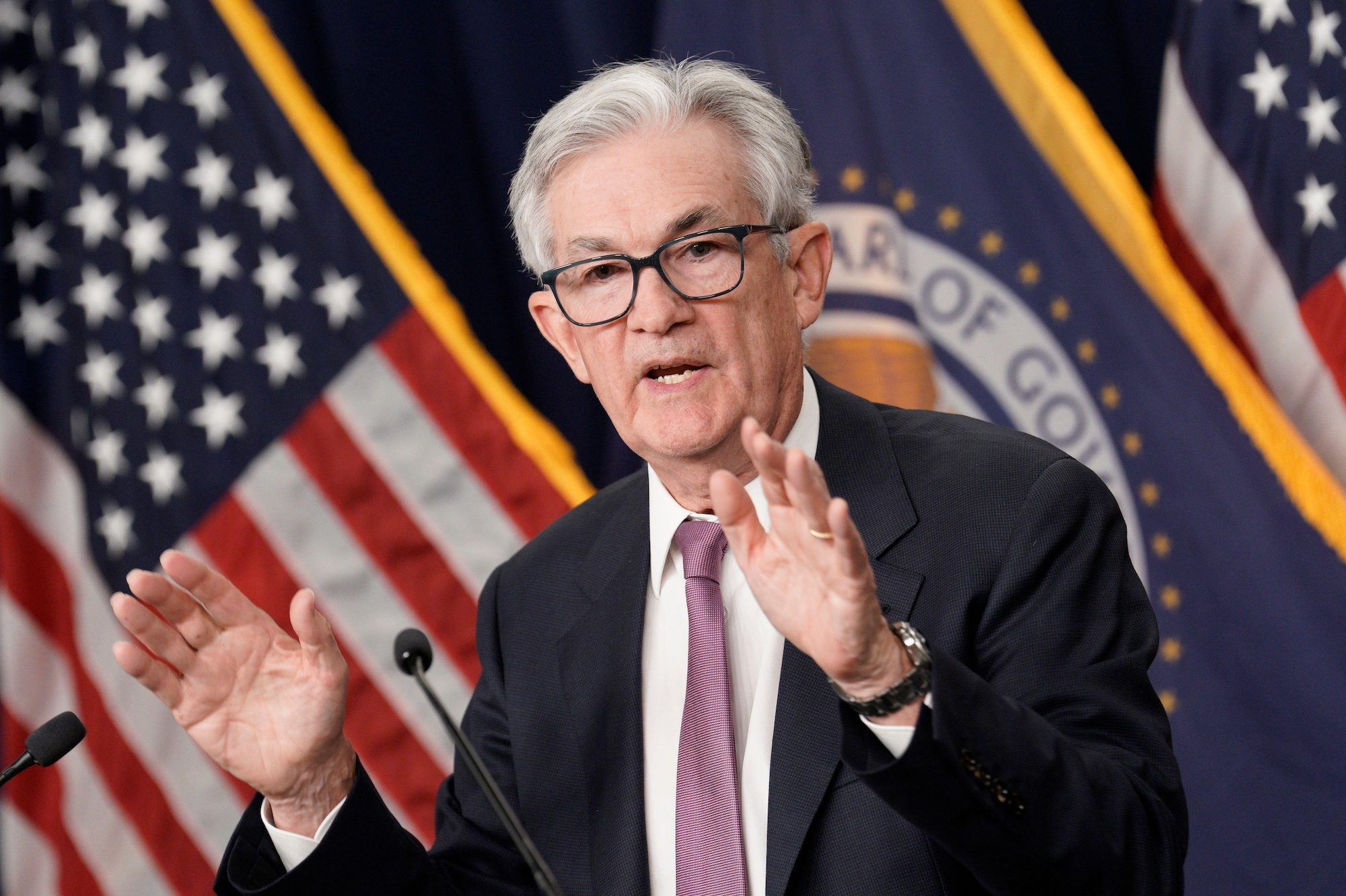 2MXC9DW Washington, DC, USA. 1st Feb, 2023. Federal Reserve Chairman Jerome Powell speaks at a press conference in Washington, DC, on Wednesday, Feb. 1, 2023. The Federal Reserve raised its target interest rate by a quarter of a percentage point on Wednesday, yet continued to promise ongoing increases in borrowing costs as part of its still unresolved battle against inflation. Credit: Yuri Gripas/Abaca Press/TNS/Alamy Live News